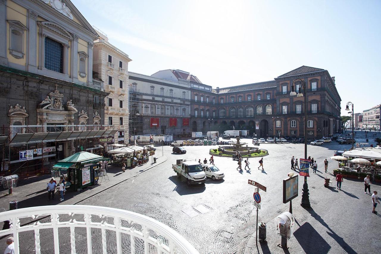 Residenza San Ferdinando Hotell Neapel Exteriör bild