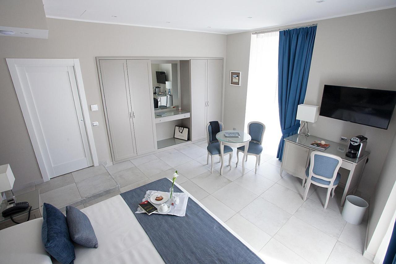 Residenza San Ferdinando Hotell Neapel Exteriör bild