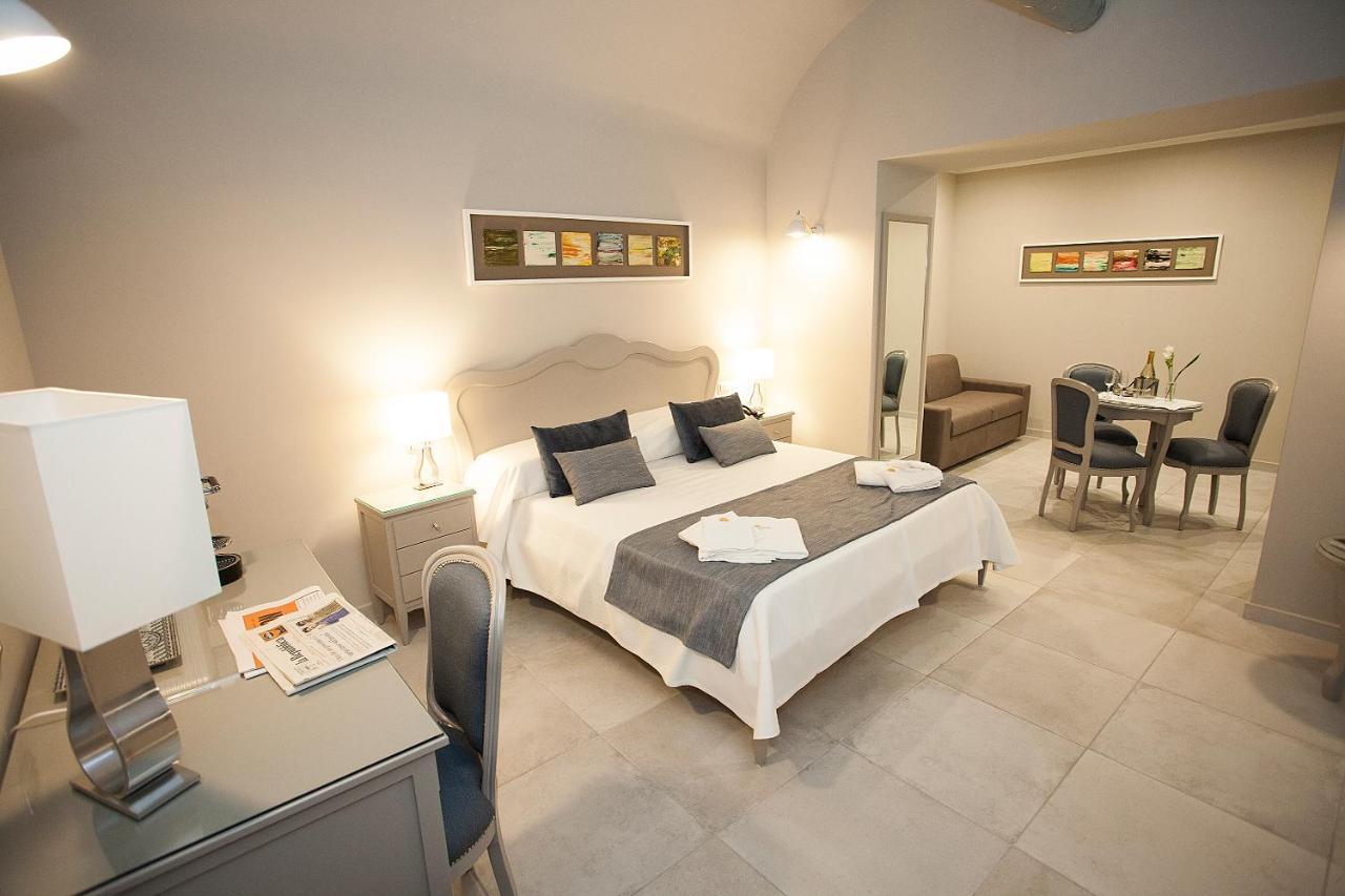 Residenza San Ferdinando Hotell Neapel Exteriör bild