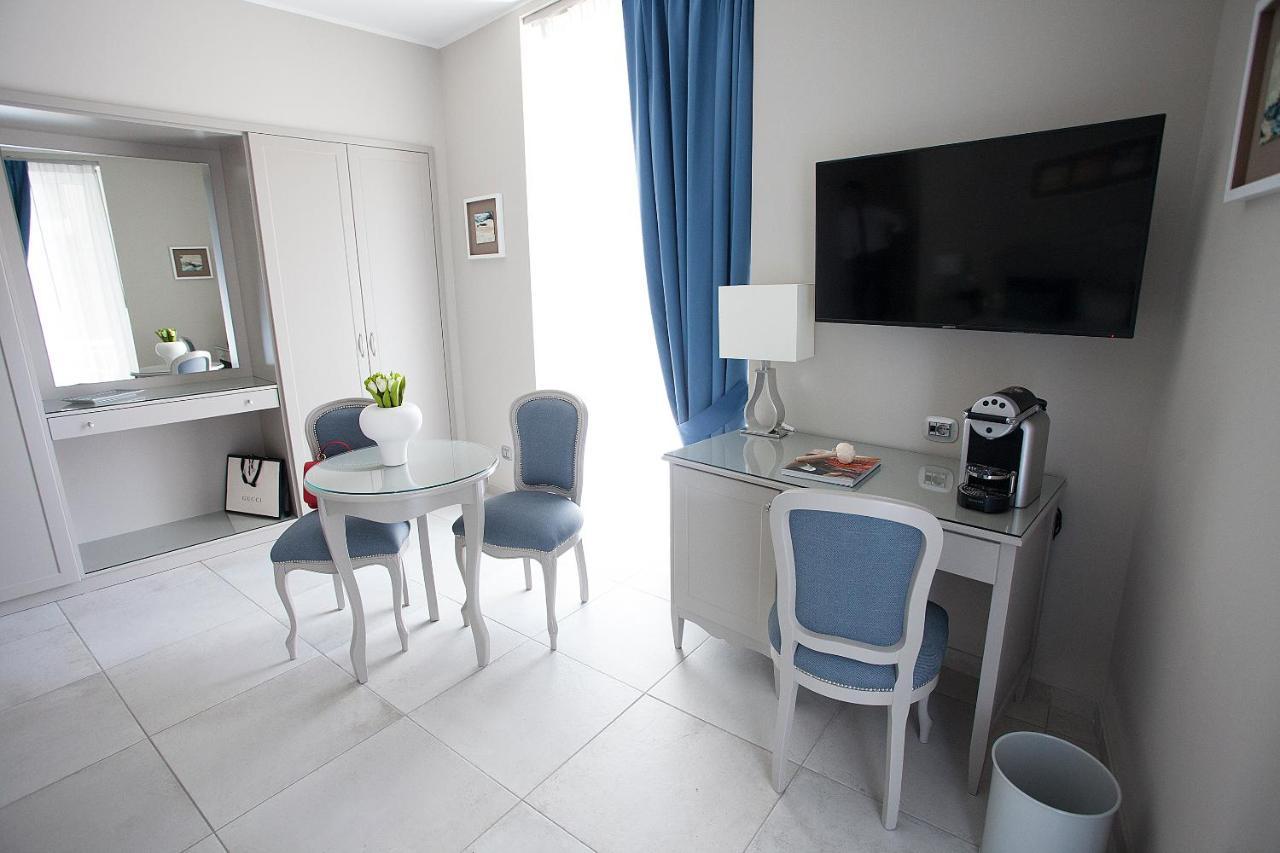 Residenza San Ferdinando Hotell Neapel Exteriör bild
