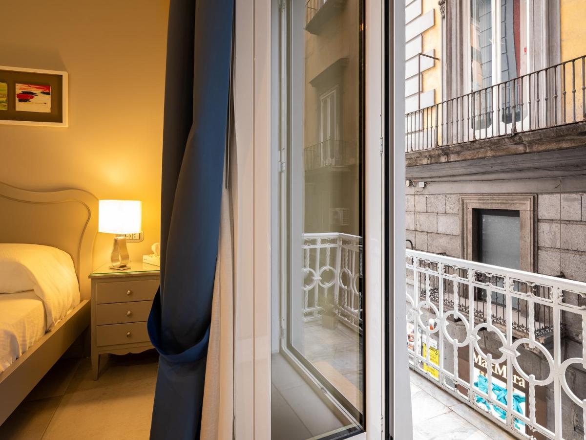Residenza San Ferdinando Hotell Neapel Exteriör bild