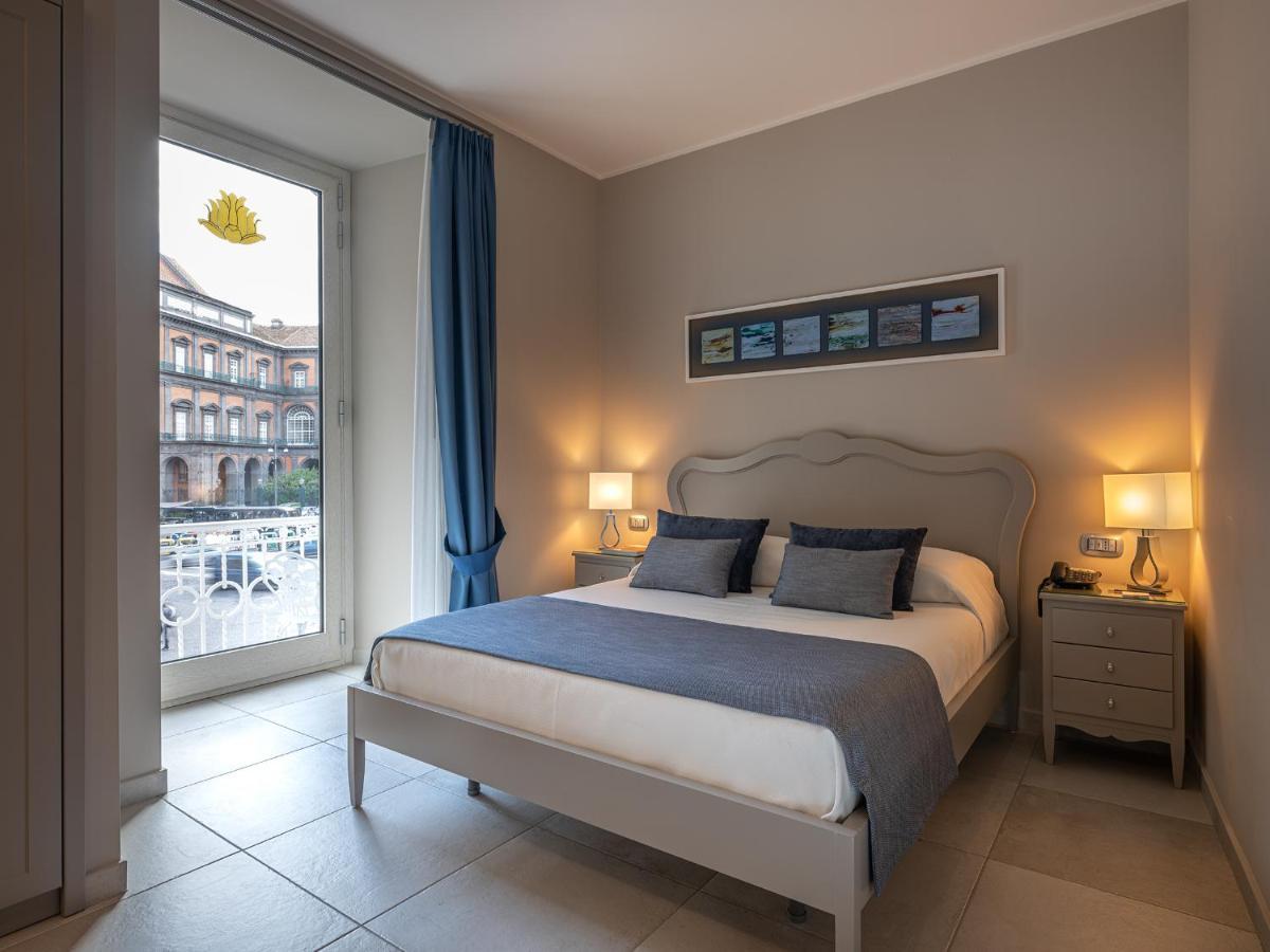 Residenza San Ferdinando Hotell Neapel Exteriör bild