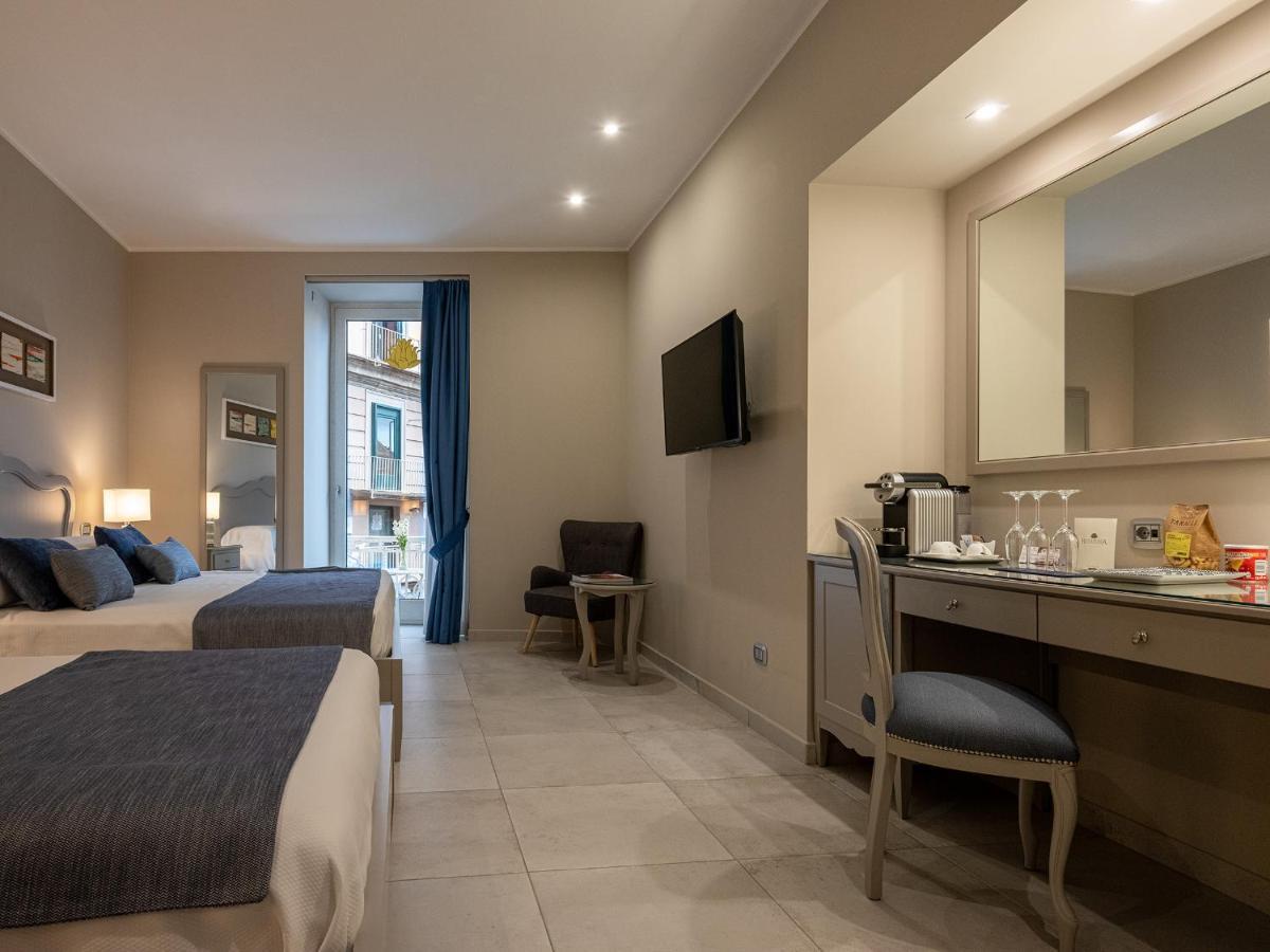 Residenza San Ferdinando Hotell Neapel Exteriör bild