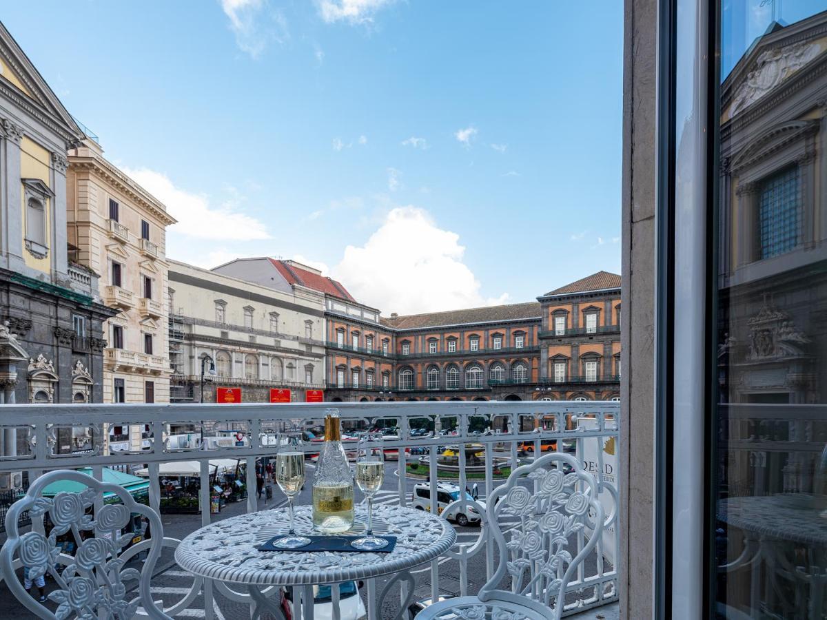 Residenza San Ferdinando Hotell Neapel Exteriör bild